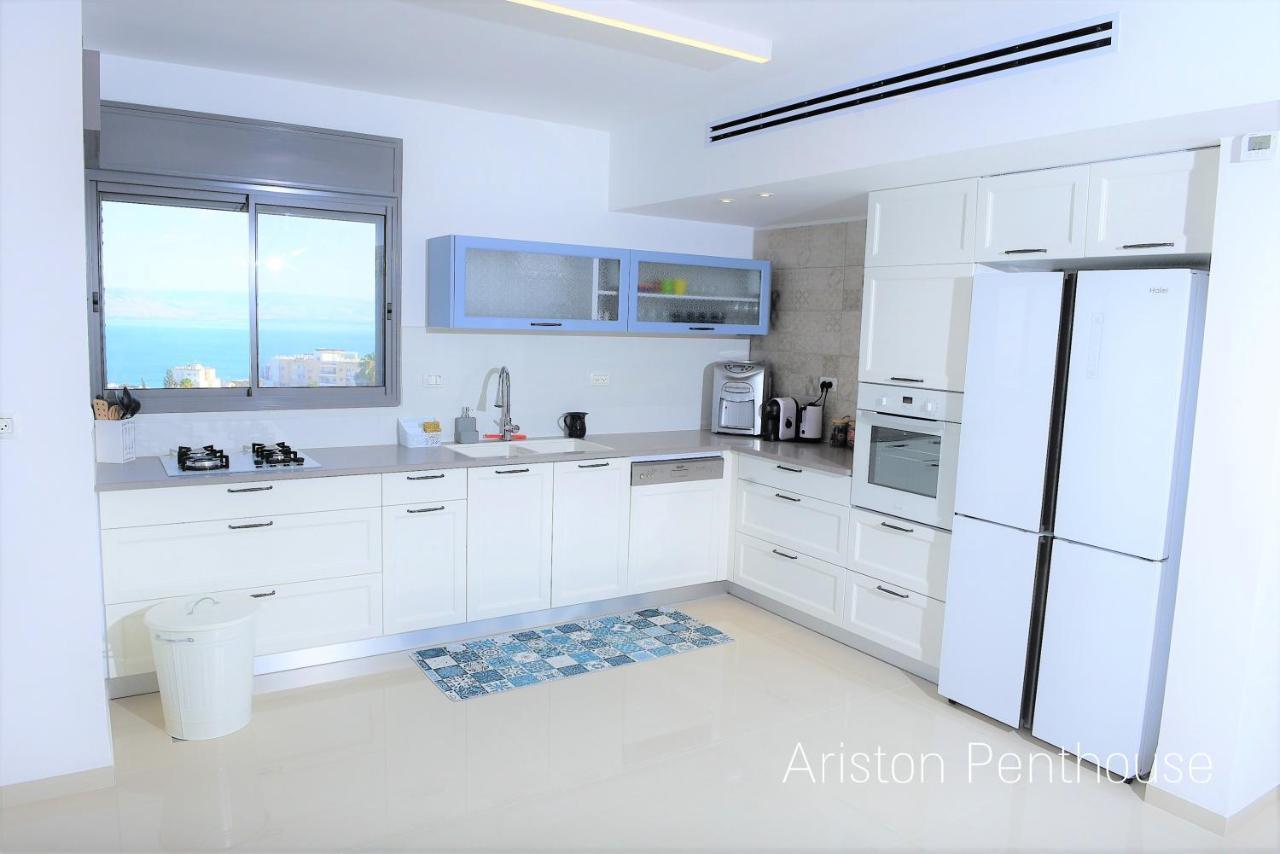 Yalarent Ariston Apartment & Penthouse Tiberias Exterior photo